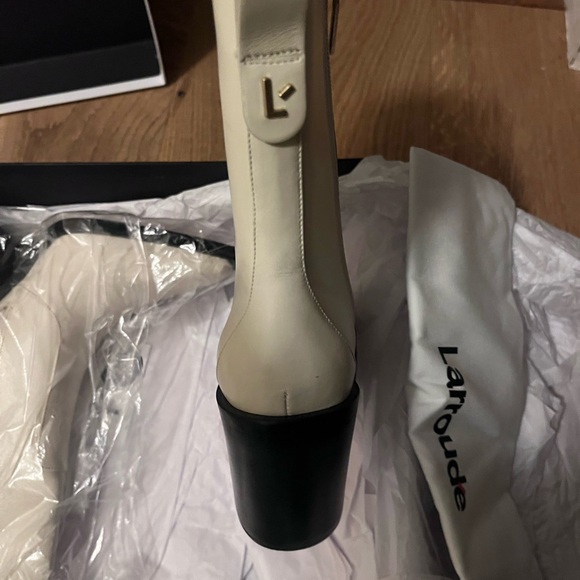 Larroude James Boot - Ivory Leather - Picture 7 of 8